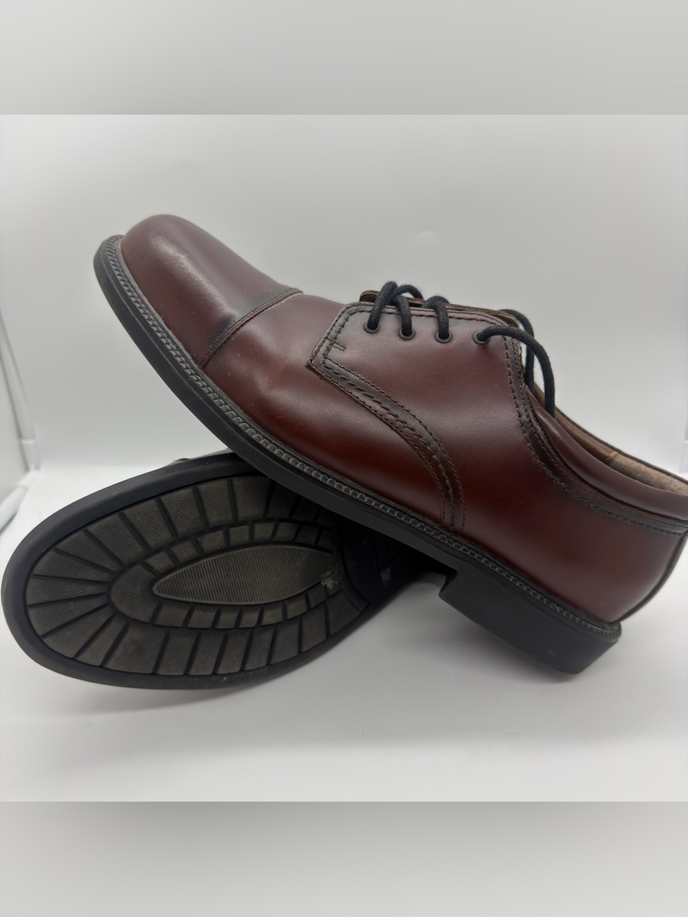 Dockers Men’s Cap Toe Oxford Dress Shoes Size 13W Brown Leather Great Shape